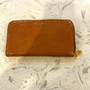 MiuMiu wallet